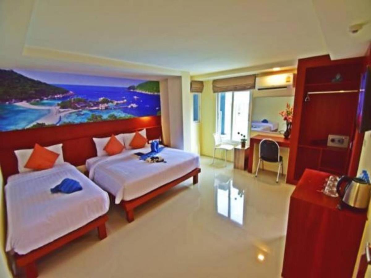 Patong Buri Resort Esterno foto